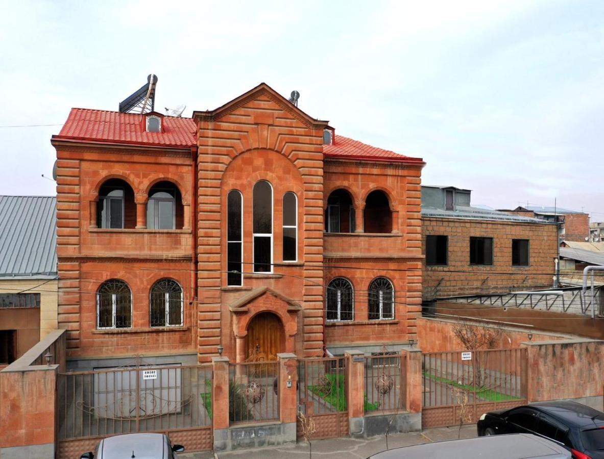Najaryan'S Family Guest House Vagharshapat Exterior photo