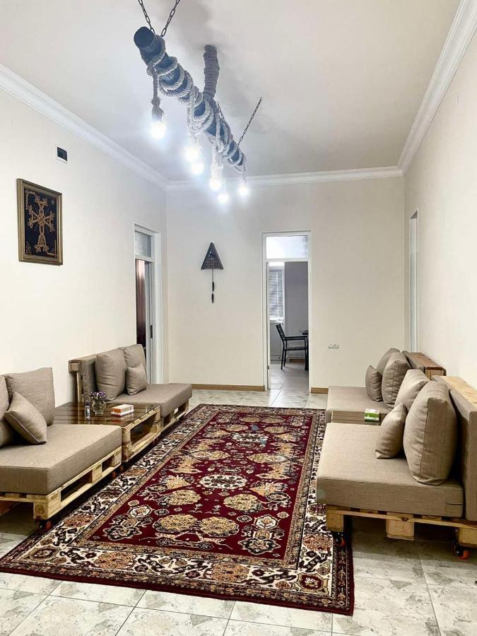 Najaryan'S Family Guest House Vagharshapat Exterior photo